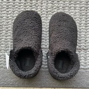Black Crocs Cozzzy Classic Slippers M6/W8